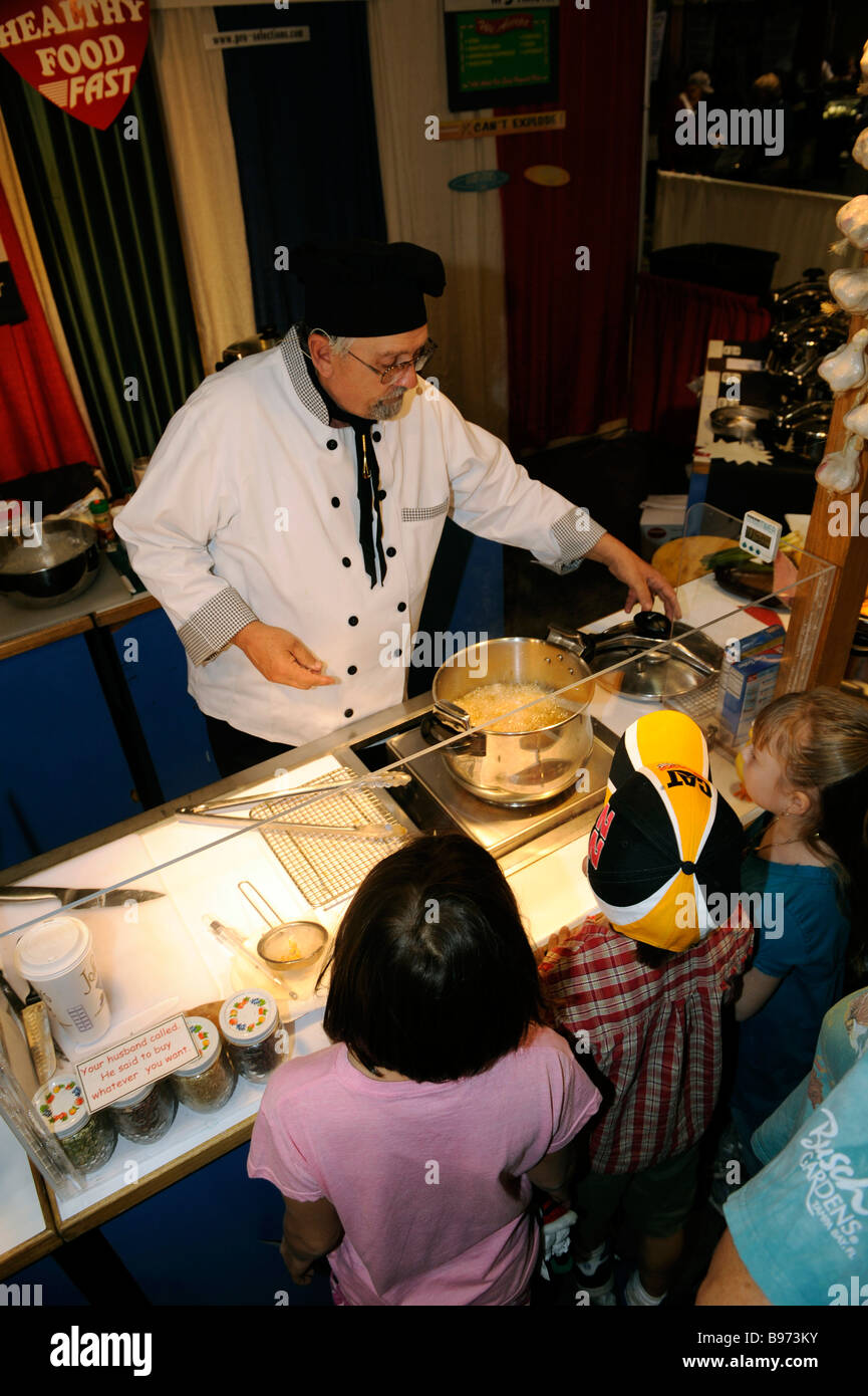 Demonstration der Zubereitung von Speisen im Florida State Fairgrounds Tampa Stockfoto