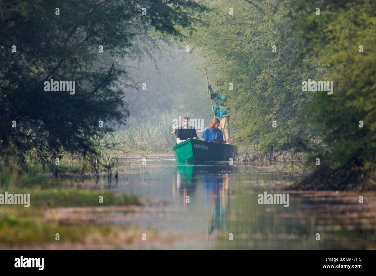 Ausflug mit dem Boot Keoladeo Ghana Nationalpark Bharatpur Rajasthan Indien LA003917 Stockfoto