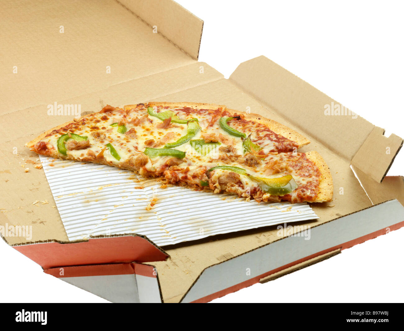 Marke Dominos Takeaway Home Delivery Pizza Kartons oder Box Isoliert gegen einen weißen Hintergrund mit keine Menschen und einen Freistellungspfad Stockfoto