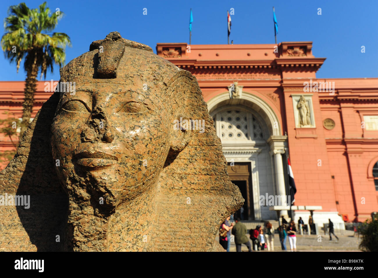 Ägypten Kairo The Egyptian Museum außen Museum der Altertümer und antike Kultur Stockfoto