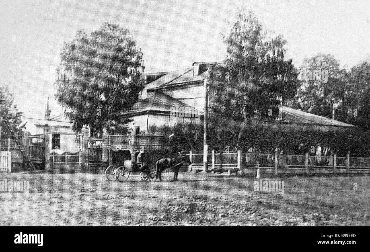 ein haus in wotkinsk wo pyotr tchaikovsky ein beruhmter russischer komponist geboren wurde stockfotografie alamy