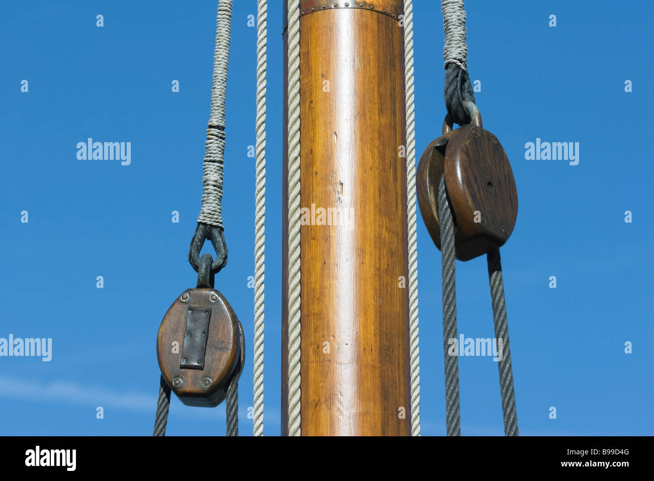 Boot-Mast und Riemenscheiben, close-up Stockfoto