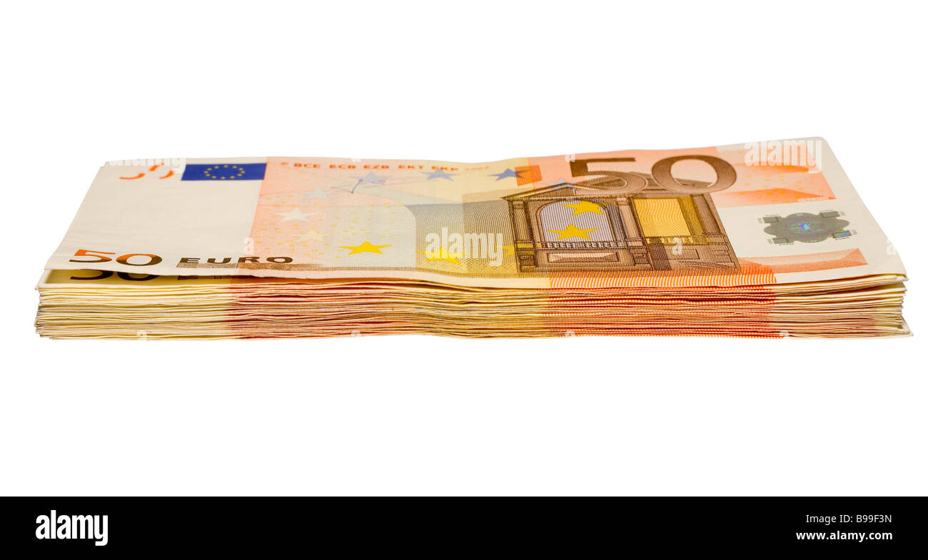 der Heap von fünfzig Euro-Banknoten mit Beschneidungspfad Stockfoto