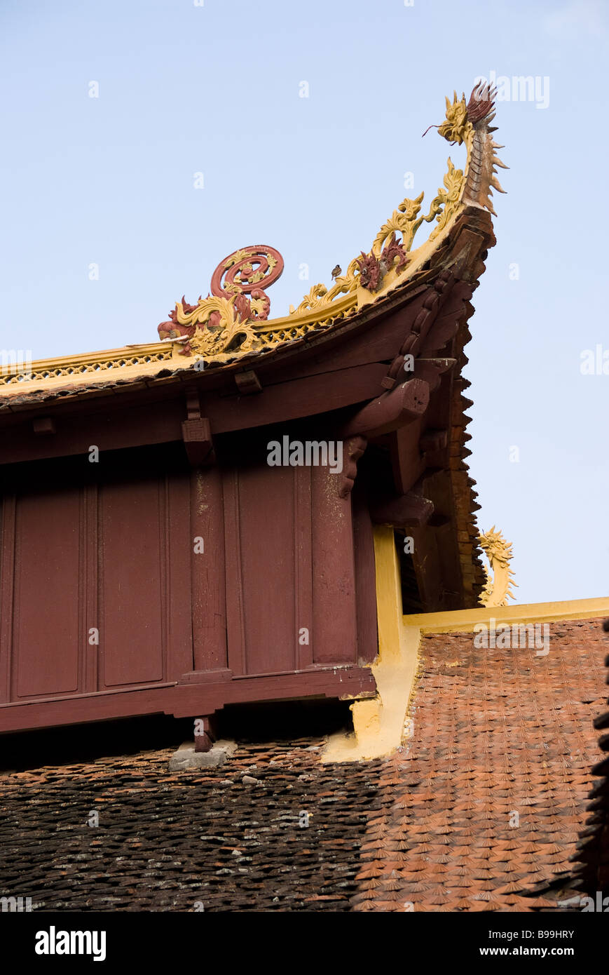 Dach-Detail von Tran Quoc Pagode in Hanoi Vietnam Stockfoto