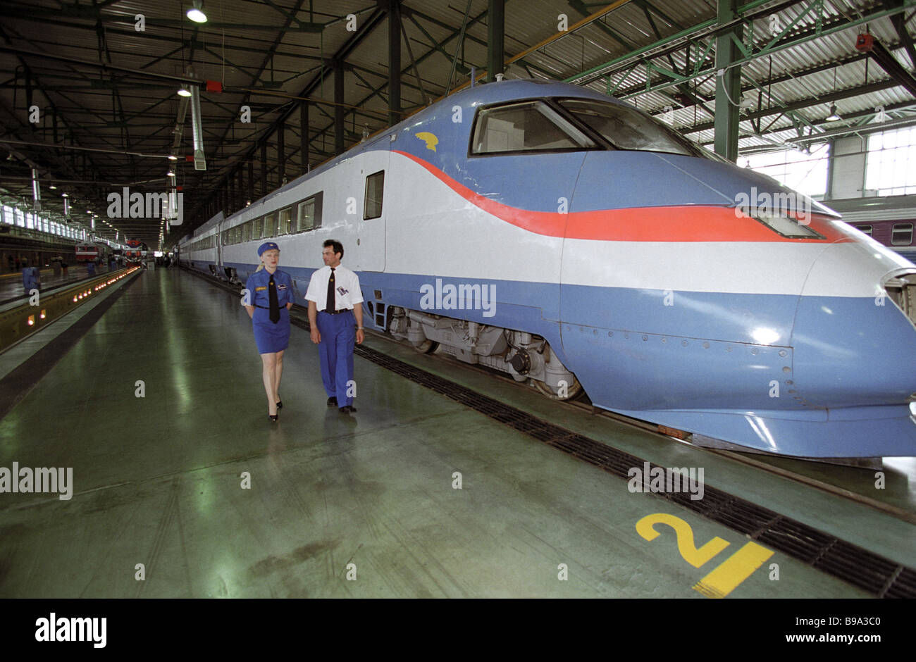 Der Sokol 250 elektrischer Hochgeschwindigkeitszug bei der russischen Eisenbahn heute Morgen exposition Stockfoto