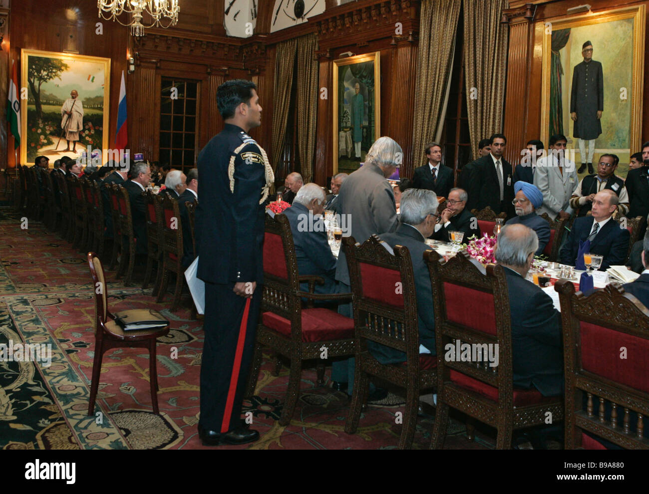 Ein offizieller Empfang zu Ehren des russischen Staatschefs am Rashtrapati Bhavan offizielle Residenz Präsidenten in New Stockfoto