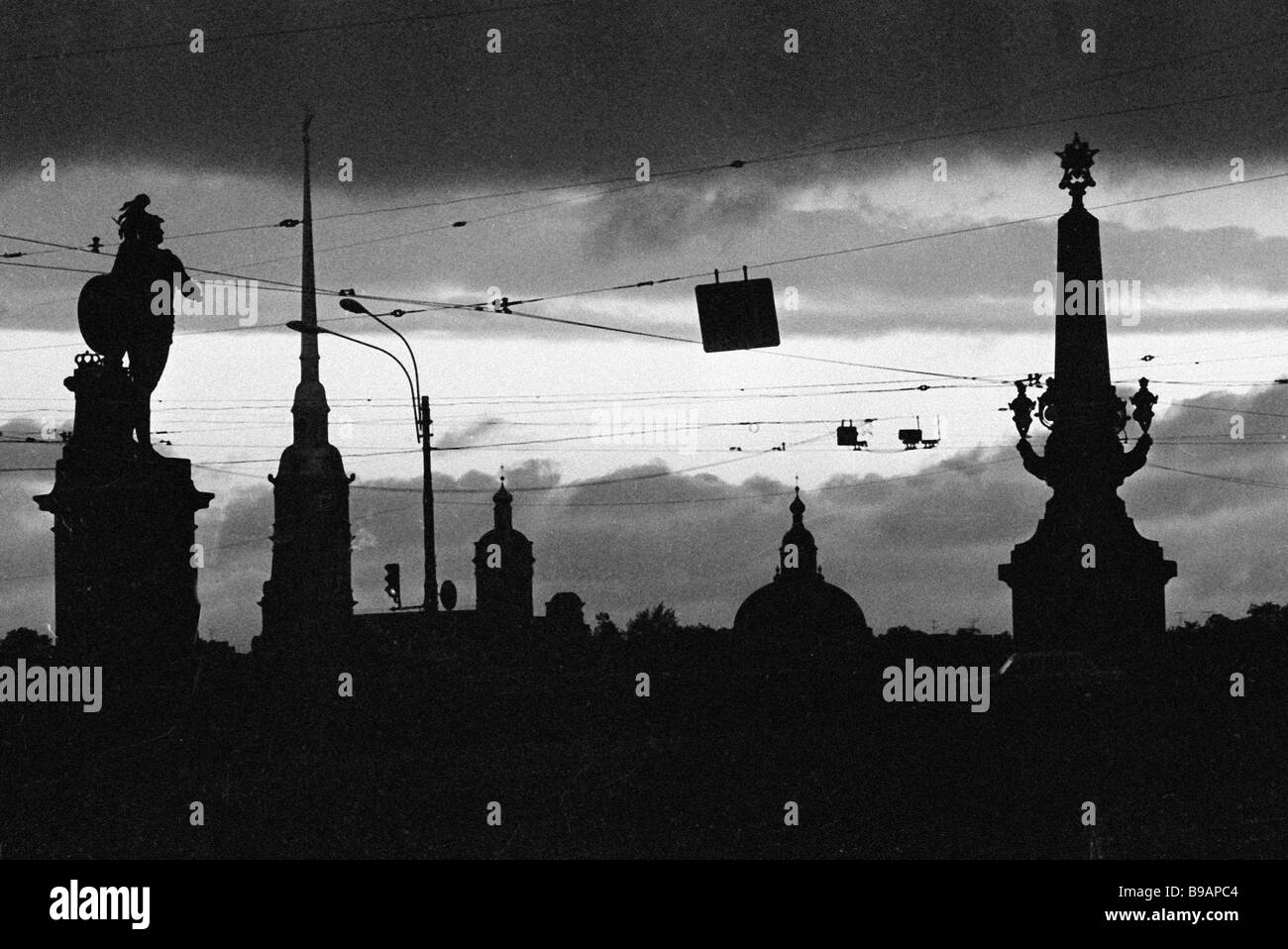 Silhouetten der Stadt St. Petersburg Stockfoto