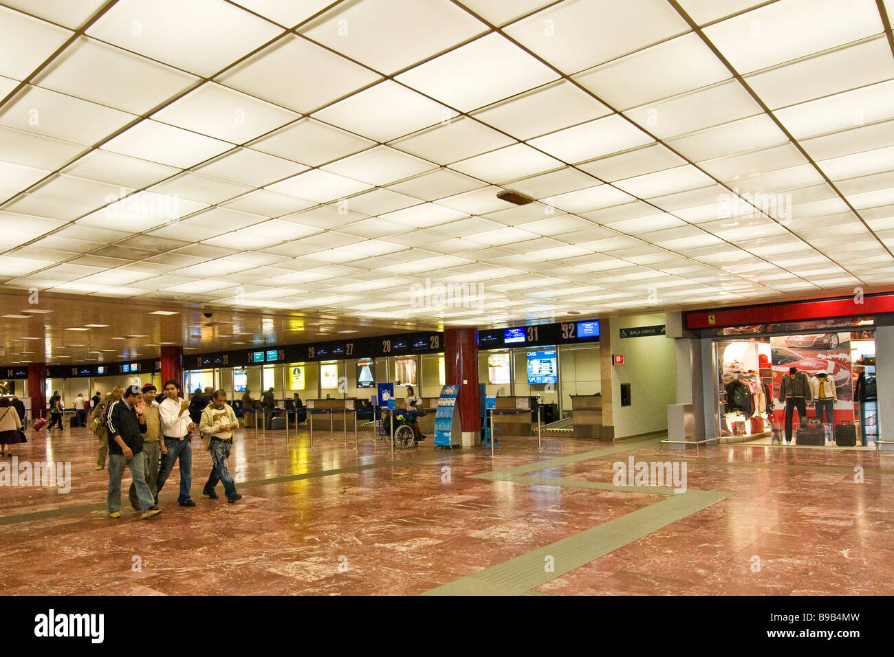 Bologna airport Fotos und Bildmaterial in hoher Auflösung Alamy