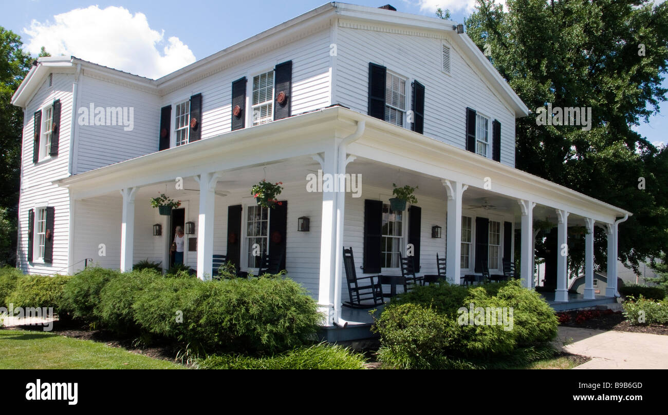 Breite weiße 1911 Einfamilienhaus Jim Beam Destillerie Clermont Kentucky USA Stockfoto