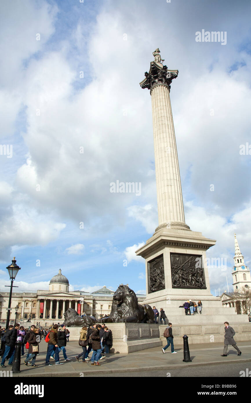 Trafalgar Square Nelsons Säule und National Gallery London England Großbritannien Vereinigtes Königreich UK GB britischen Inseln Europa EU Stockfoto