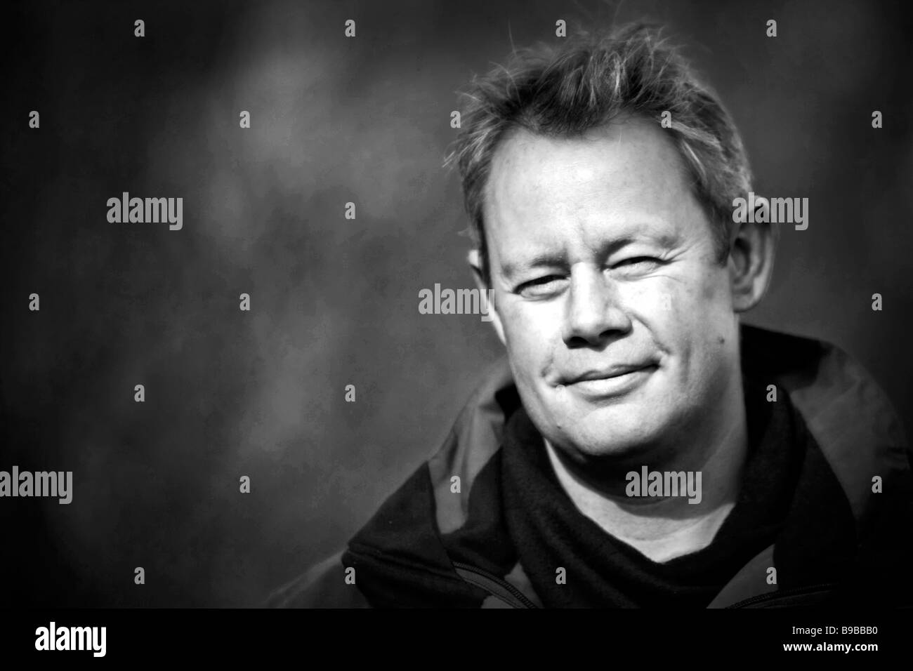 Outdoor-Schwarz / weiss Portrait Mann Stockfoto