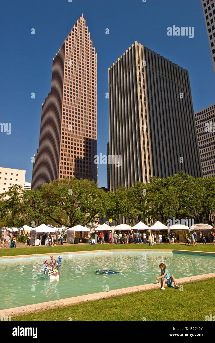 Houston Texas Skyline Innenstadt Bayou-Stadt-Kunst-Festival im Herbst Herbst Oktober jährliche Kunstmesse Stockfoto