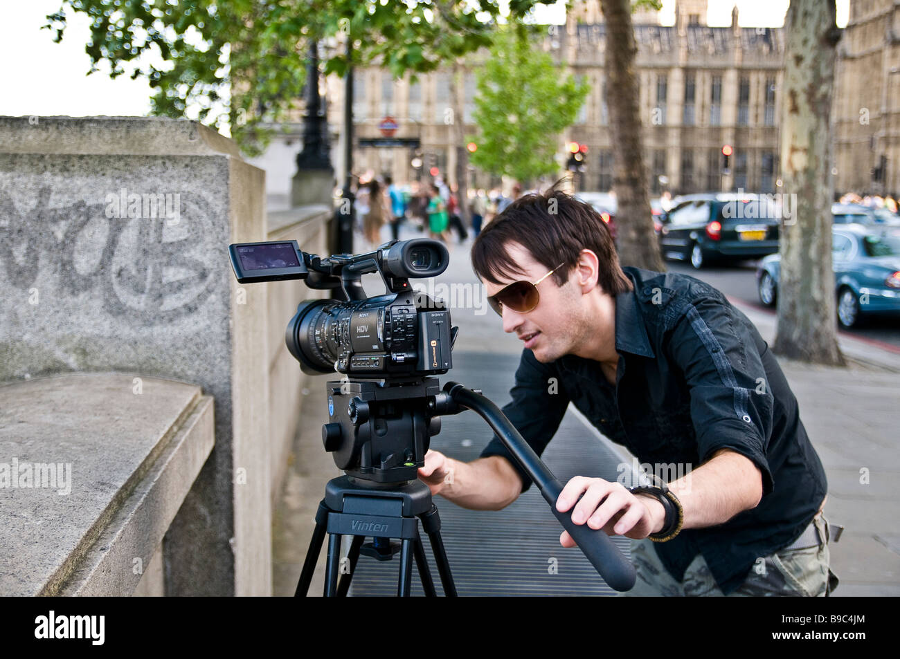 Ein Kameramann in London Stockfoto