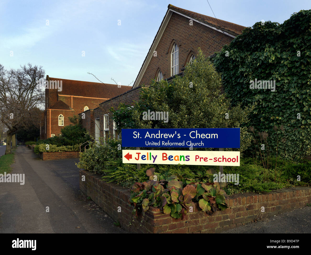 St Andrews United Reform Kirche Cheam Surrey England Stockfoto