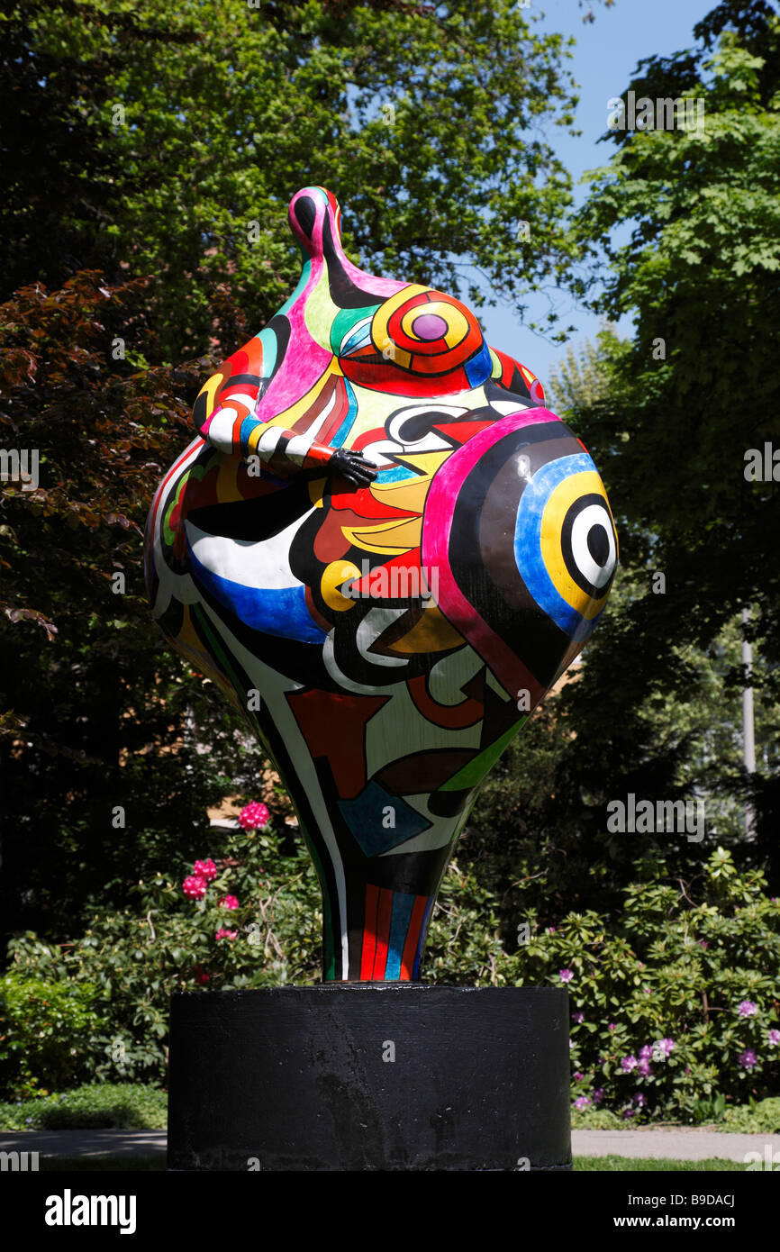 Niki de saint phalle Fotos und Bildmaterial in hoher Auflösung Alamy