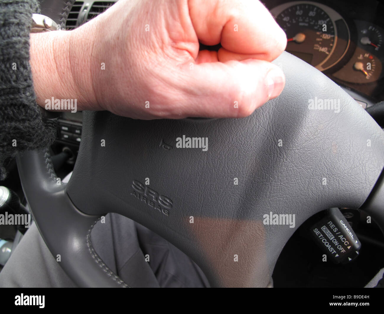 Treiber-Hand am horn Stockfoto