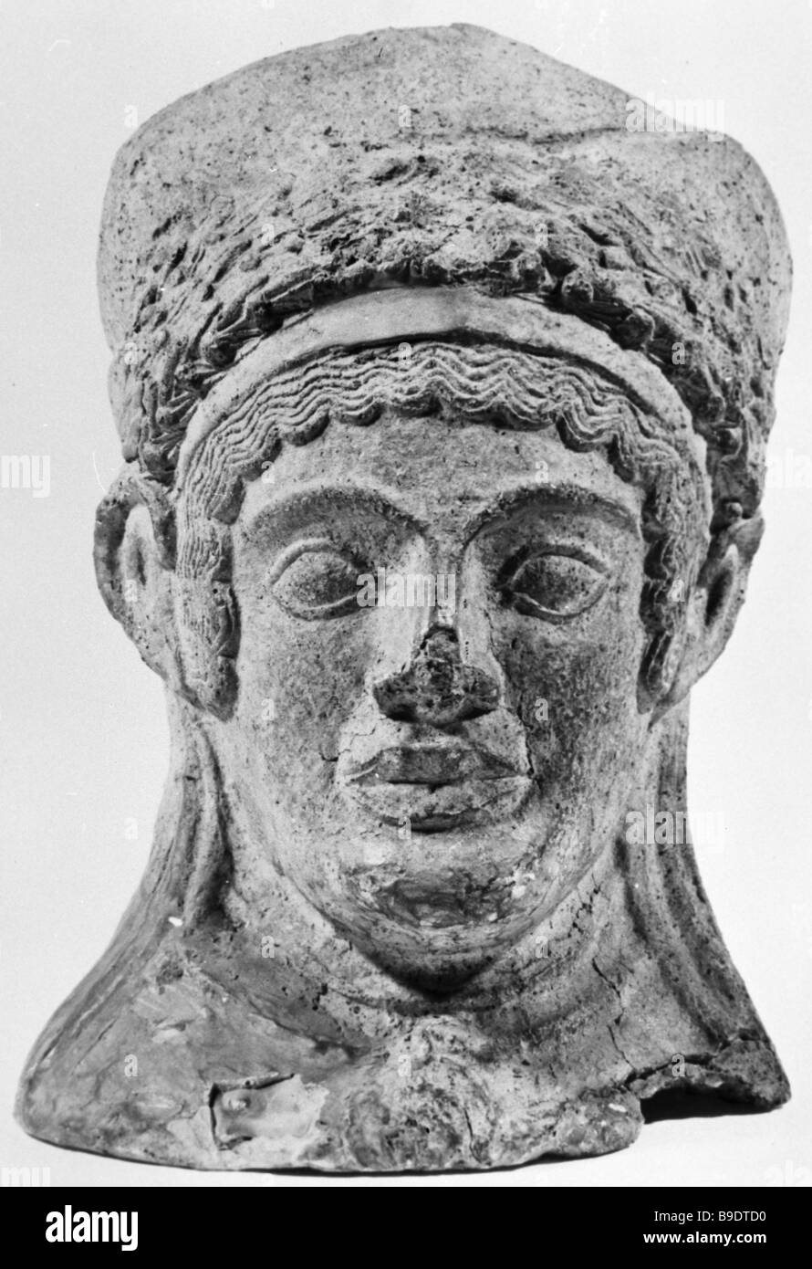 Clay Votiv-Objekt in eine Frau s Kopfform 5. Jahrhundert v. Chr. aus der Sammlung der Eremitage Stockfoto