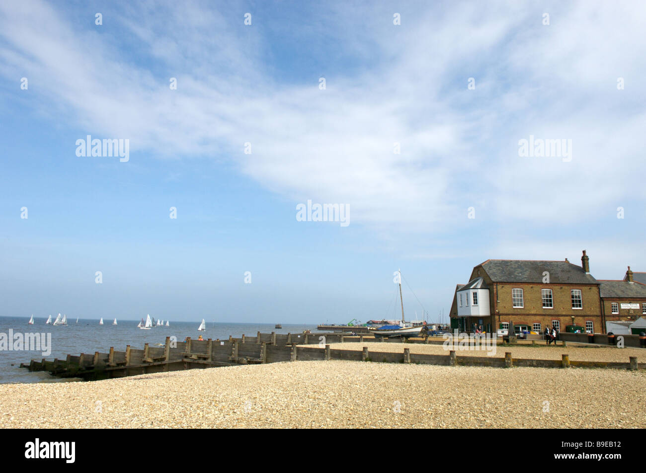 Der Kiesstrand in Whitstable, Kent Stockfoto