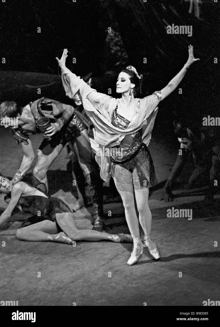 Ballett-Tänzerin Maya Plisetskaya im Khachaturjan s Ballett Spartacus  inszeniert von dem Bolschoi-Theater Stockfotografie - Alamy