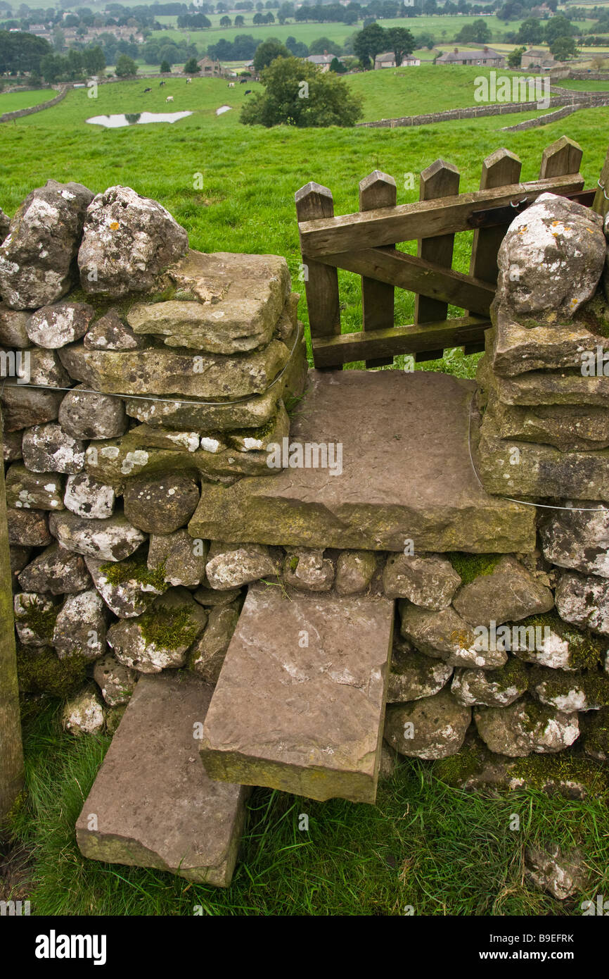 Ein traditioneller Wanderweg Tor in Yorkshire Stockfoto