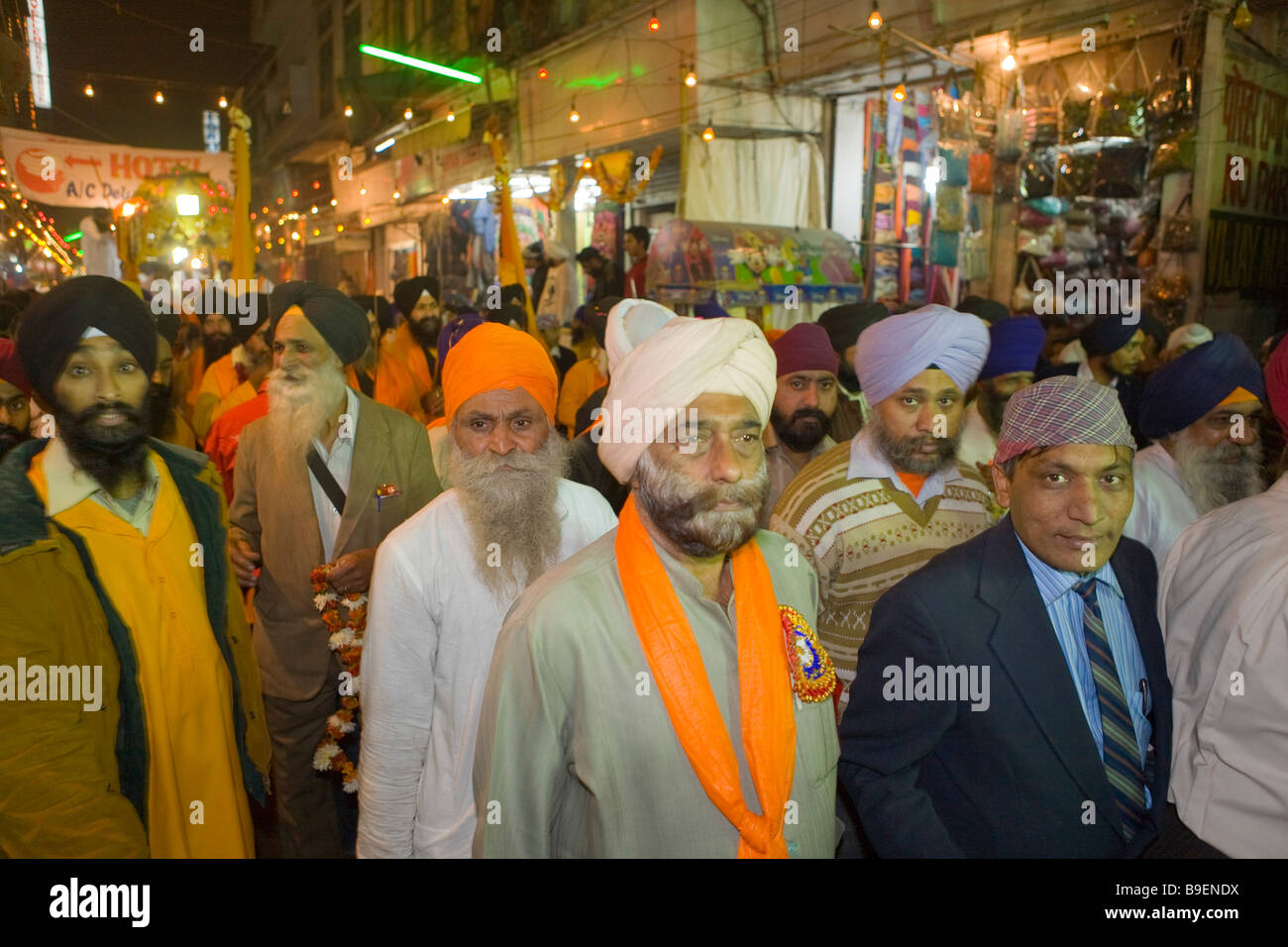 Indien-Delhi Sikh Festivals in Main Bazar Stockfoto