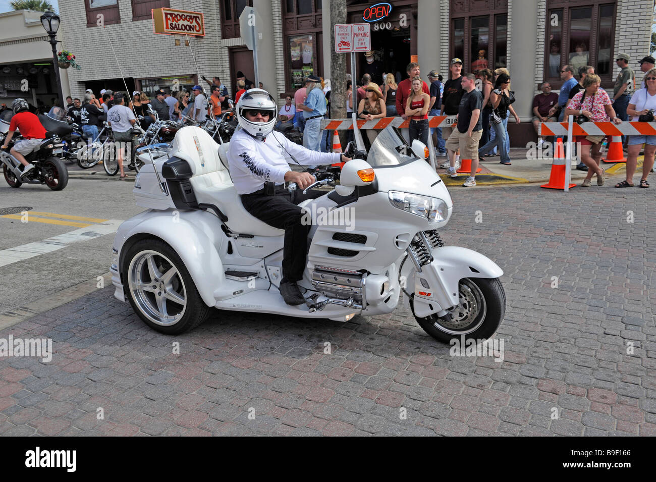 Daytona Beach Florida Biker Woche Motorrad Wallfahrt Jahresveranstaltung Stockfoto