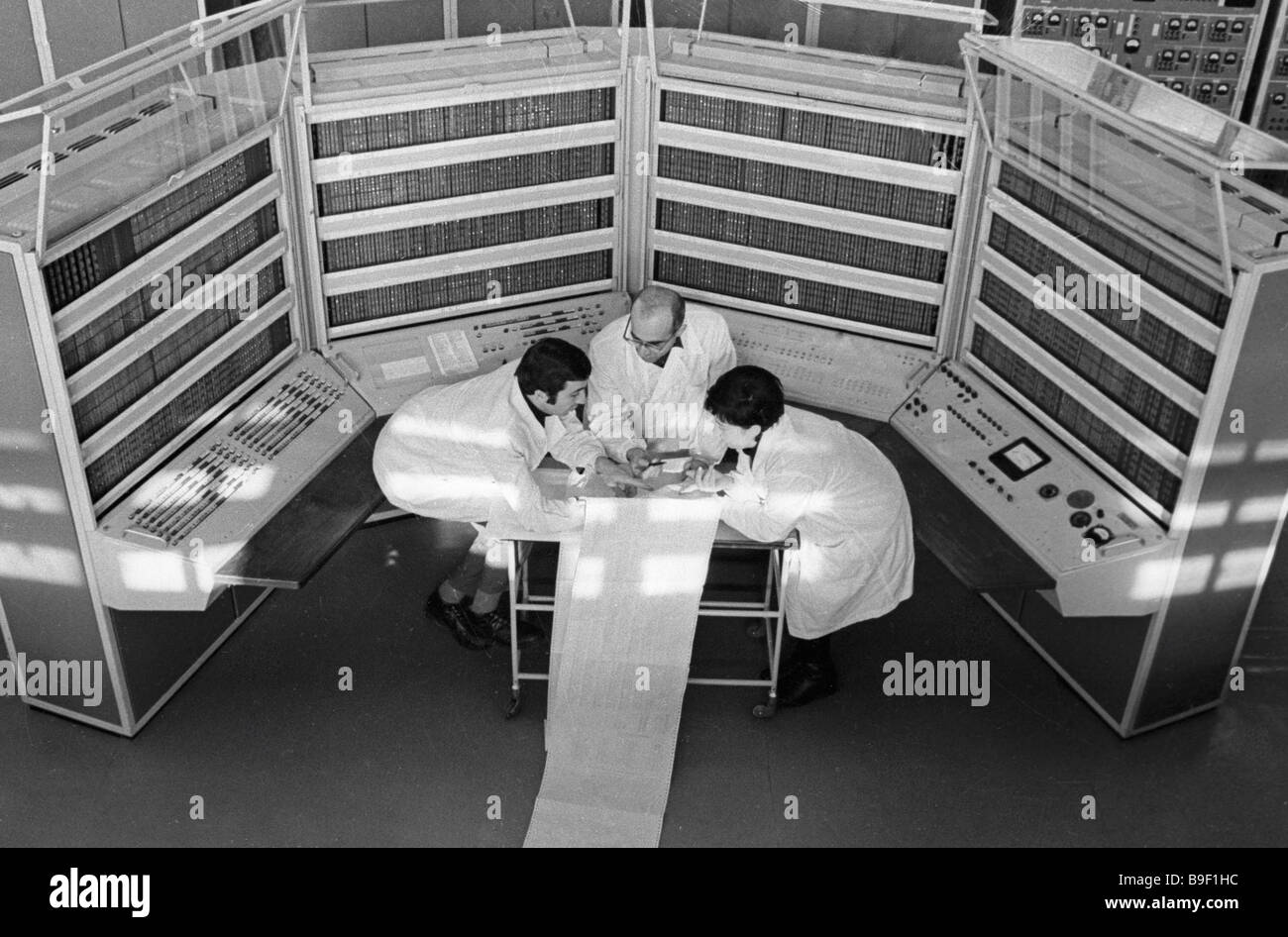 Eine BESM 6 Computer im Tbilisi Universität angewandte Mathematik