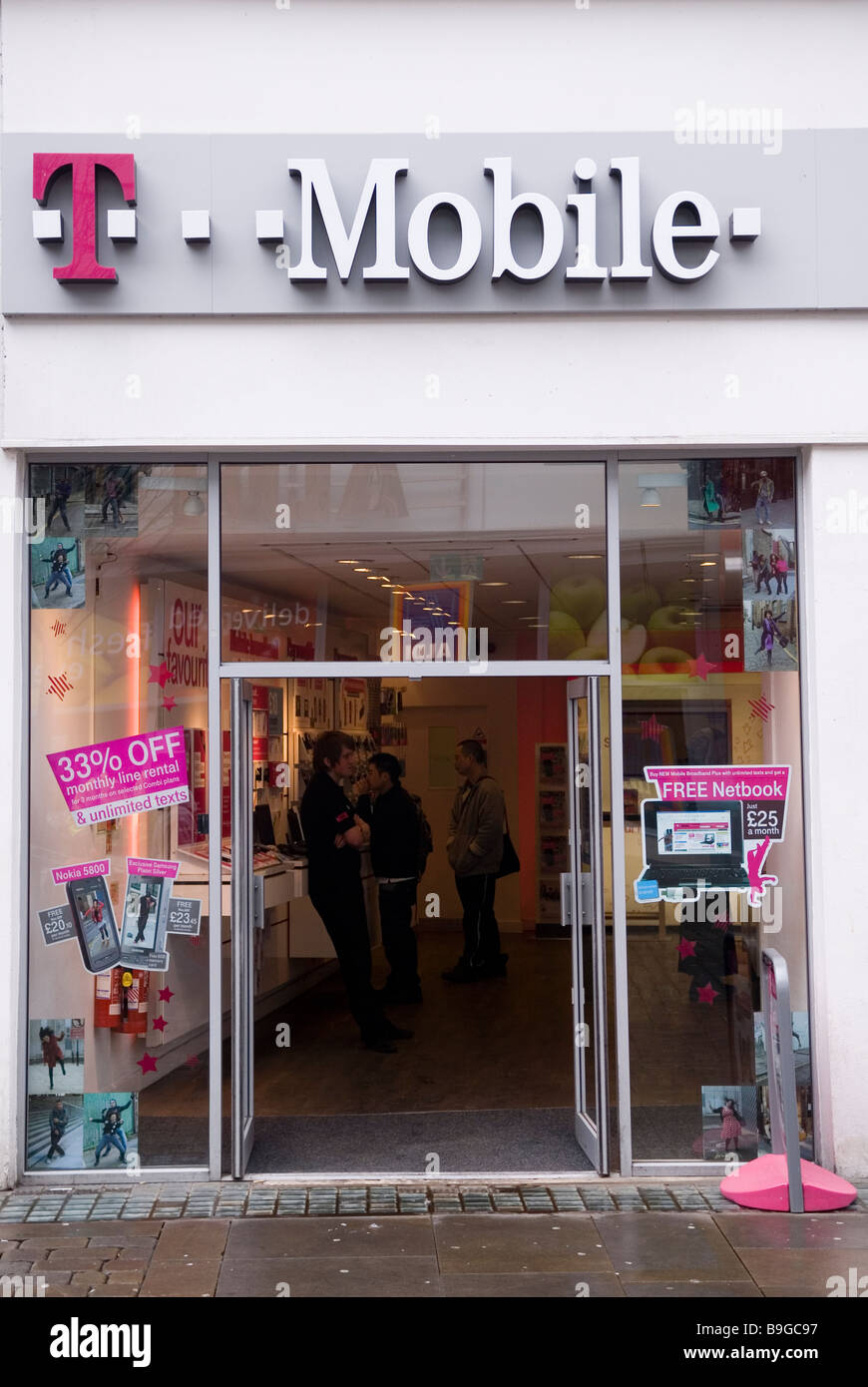 T-Mobile speichern auf Markt Straße Manchester City Centre UK Stockfoto