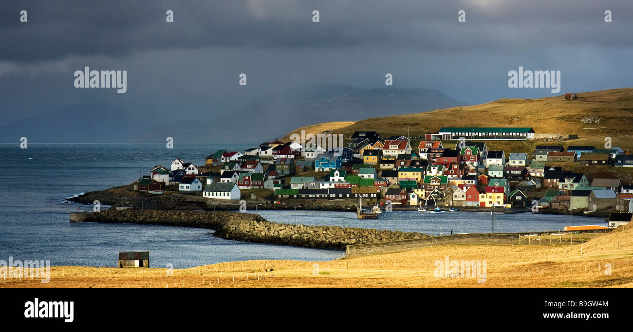 Die Stadt auf der Insel Nólsoy auf den Färöer Inseln Stockfoto