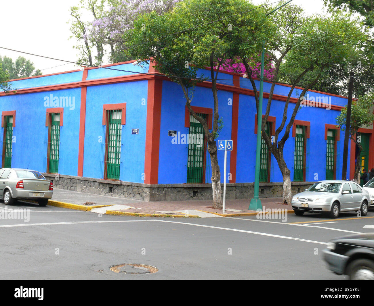 Mexiko Mexiko Stadt Coyoacan Casa Azul Museo Frida Kahlo Strassen