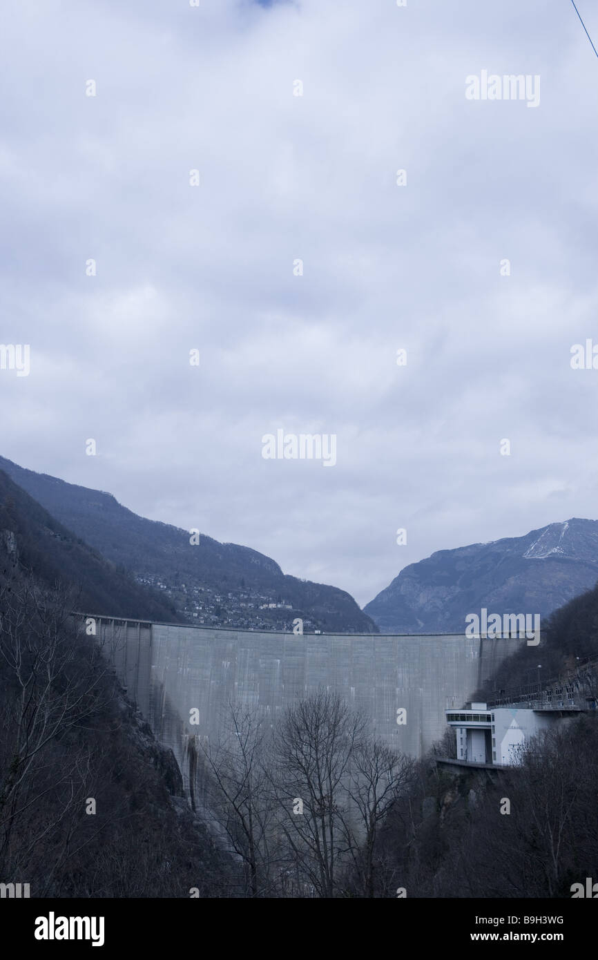 Reservoir Marmelade-Wand Lago di Vogorno Valle Verzasca Tessin Schweiz Stockfoto