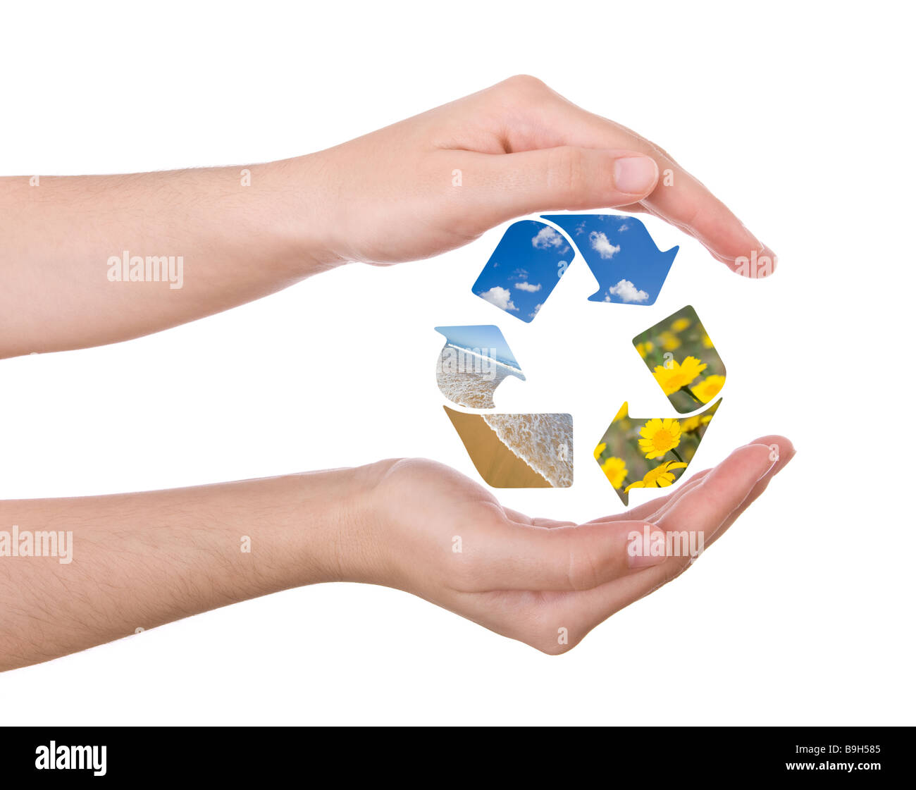 Hände, die das recycling-Symbol mit Umwelteinflüssen zu schützen Stockfoto
