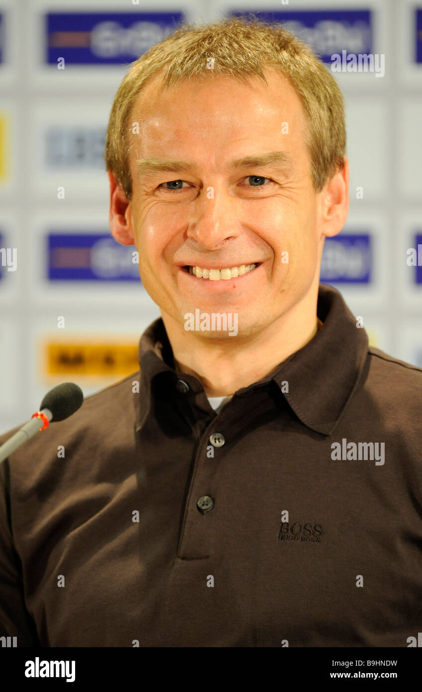 Ehemalige deutsche Staatsangehörige Trainer Juergen Klinsmann, Trainer FC Bayern Muenchen, Portrait Stockfoto