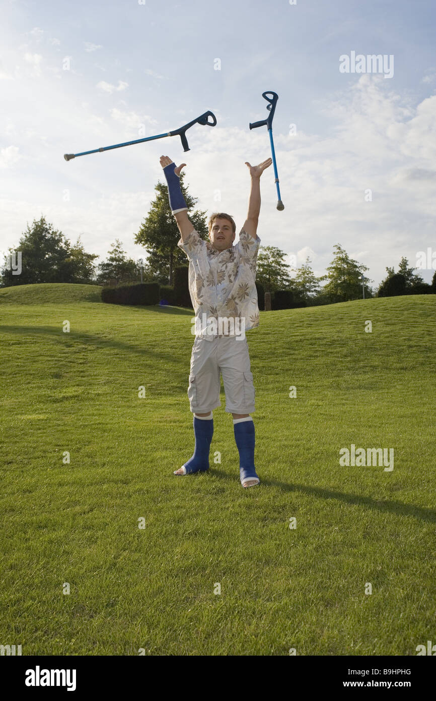 Gips beine -Fotos und -Bildmaterial in hoher Auflösung – Alamy