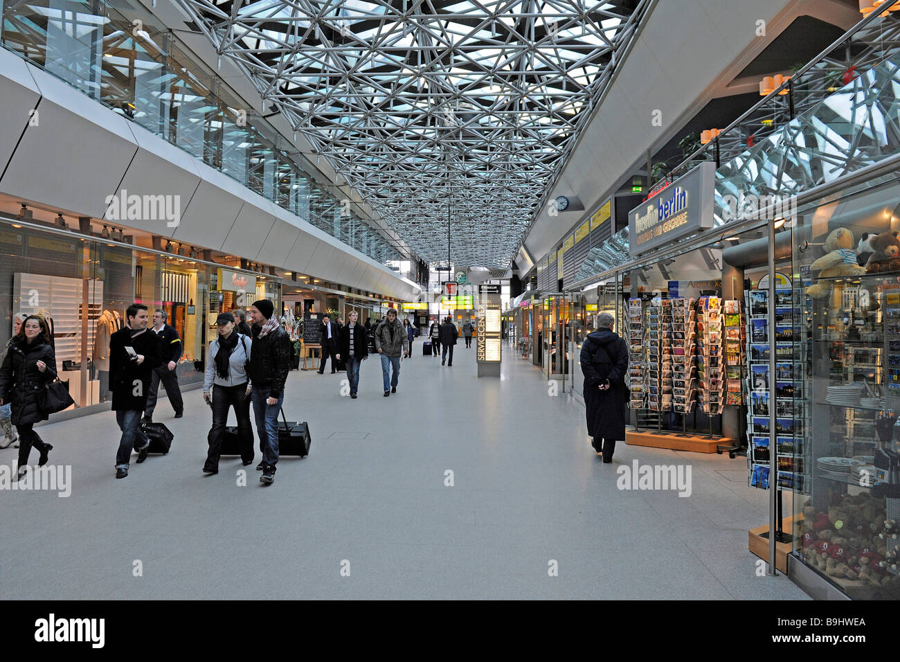 Q Park Flughafen Berlin Tegel www.alamy.de