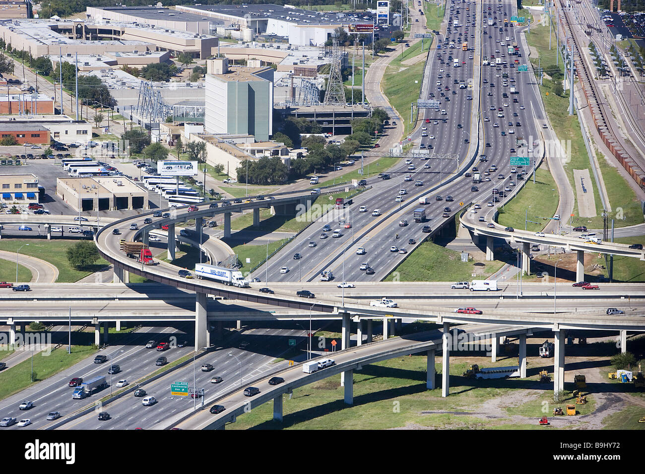 USA-Texas-Dallas Straßen Interstate 35E Verkehr Amerika Stadt Stadt Stadt Ansicht Verkehr-Net Interstate Highway mehr-Track-y-Raster Stockfoto