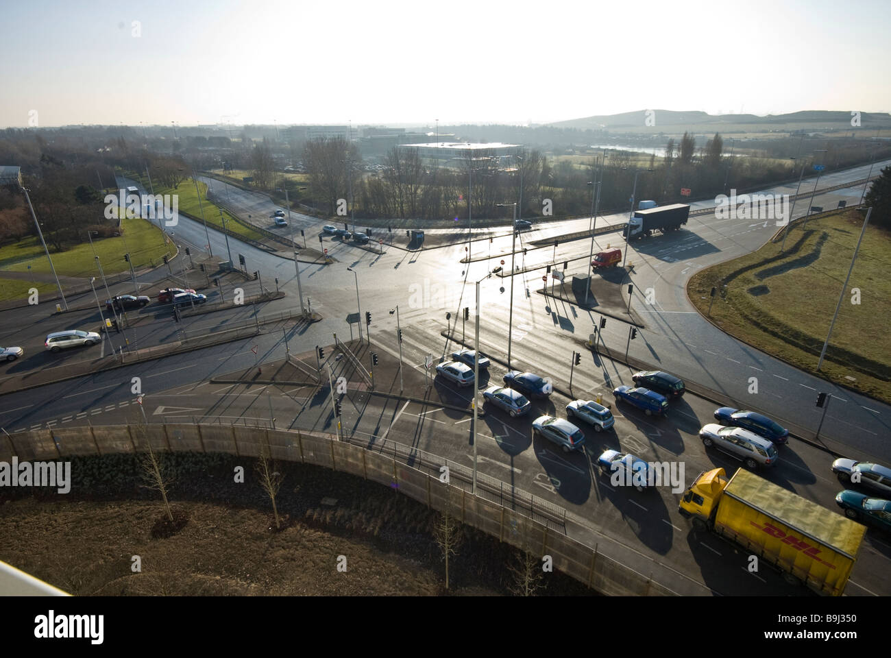 Verkehrsknotenpunkt Kreuzung mit Ampeln in Portsmouth Stockfoto