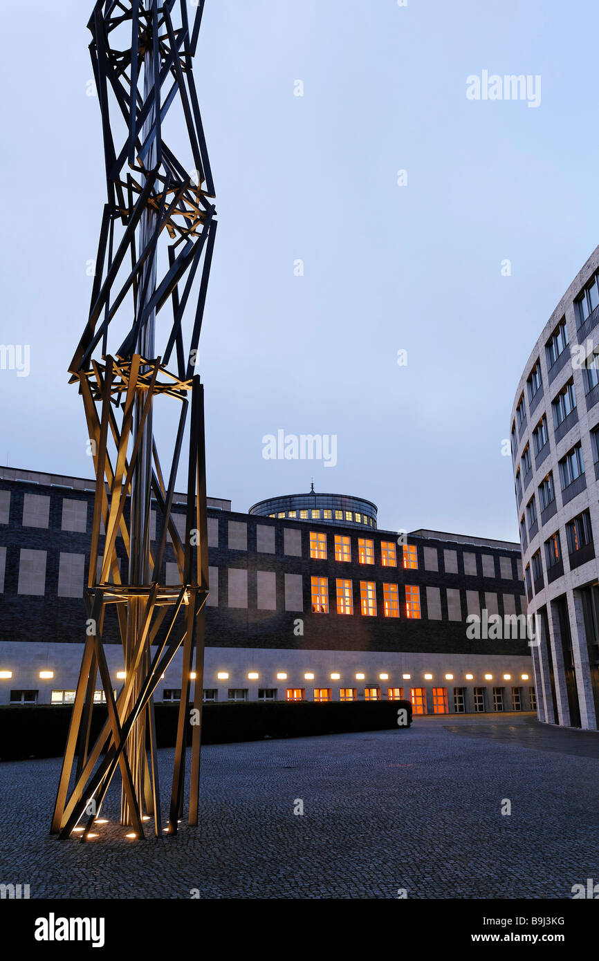 Museum Kunst Palast, Neubau, Dämmerung, Düsseldorf, Nordrhein-Westfalen, Deutschland, Europa Stockfoto