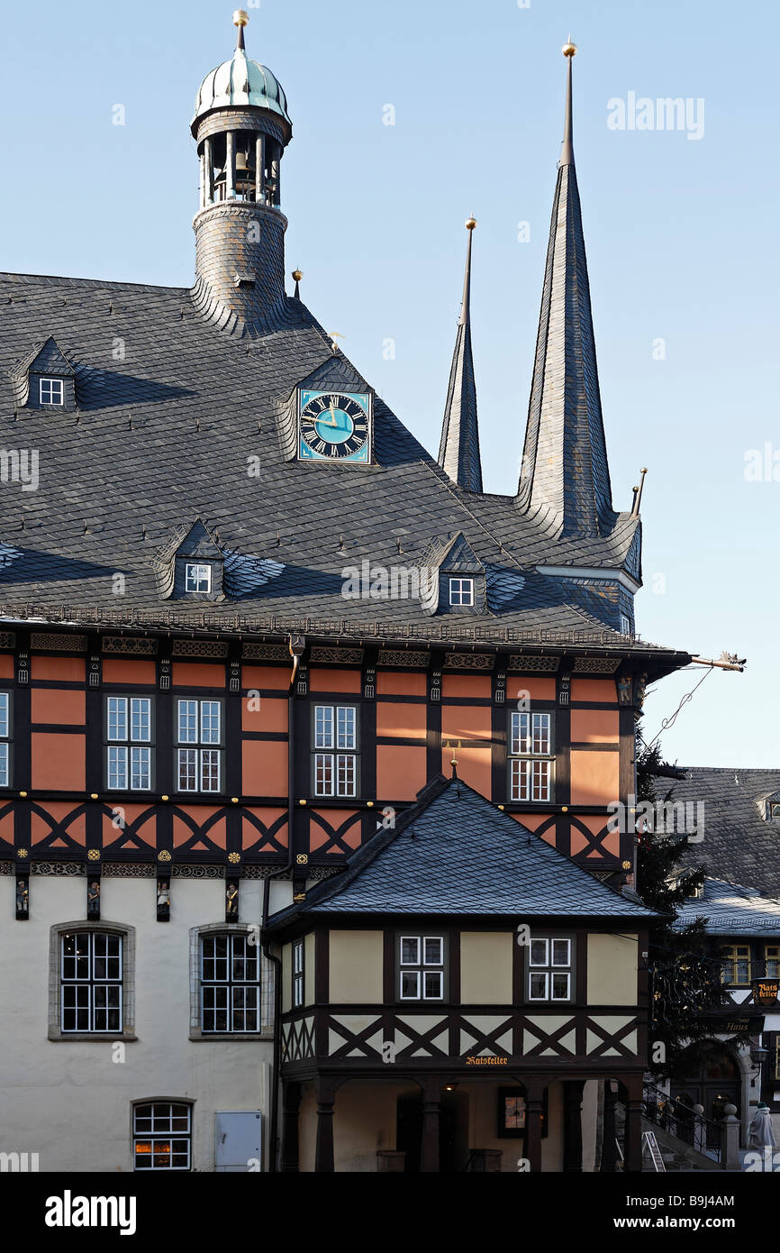 Historisches Rathaus von Wernigerode, Seite Fassade, Harz, Sachsen-Anhalt, Deutschland, Europa Stockfoto