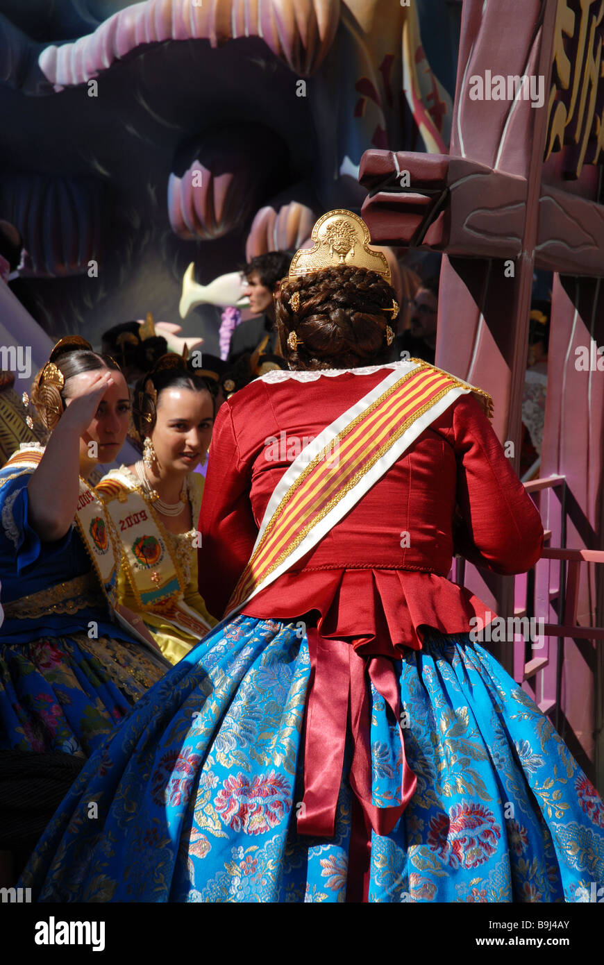 Detail des Falleras in Dia de San Jose, Denia, Provinz Alicante, Las Fallas Fiesta, Comunidad Valenciana, Spanien Stockfoto