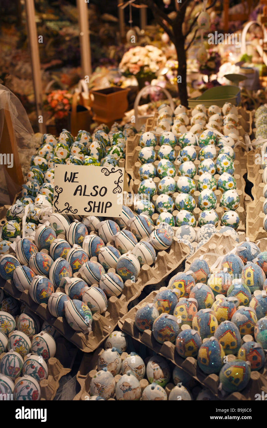 Osterei Display In Einem Alle Jahr Osterei Shop Namens Ostern In