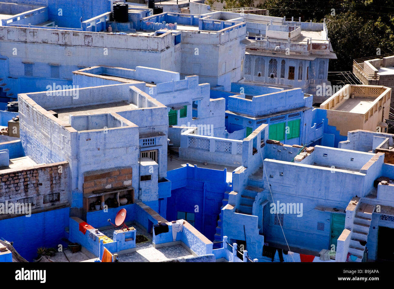 Die blaue Stadt ist eine Nahaufnahme der blauen Häuser in Jodhpur Nordindien, die ganze Stadt blau gemalt. Stockfoto
