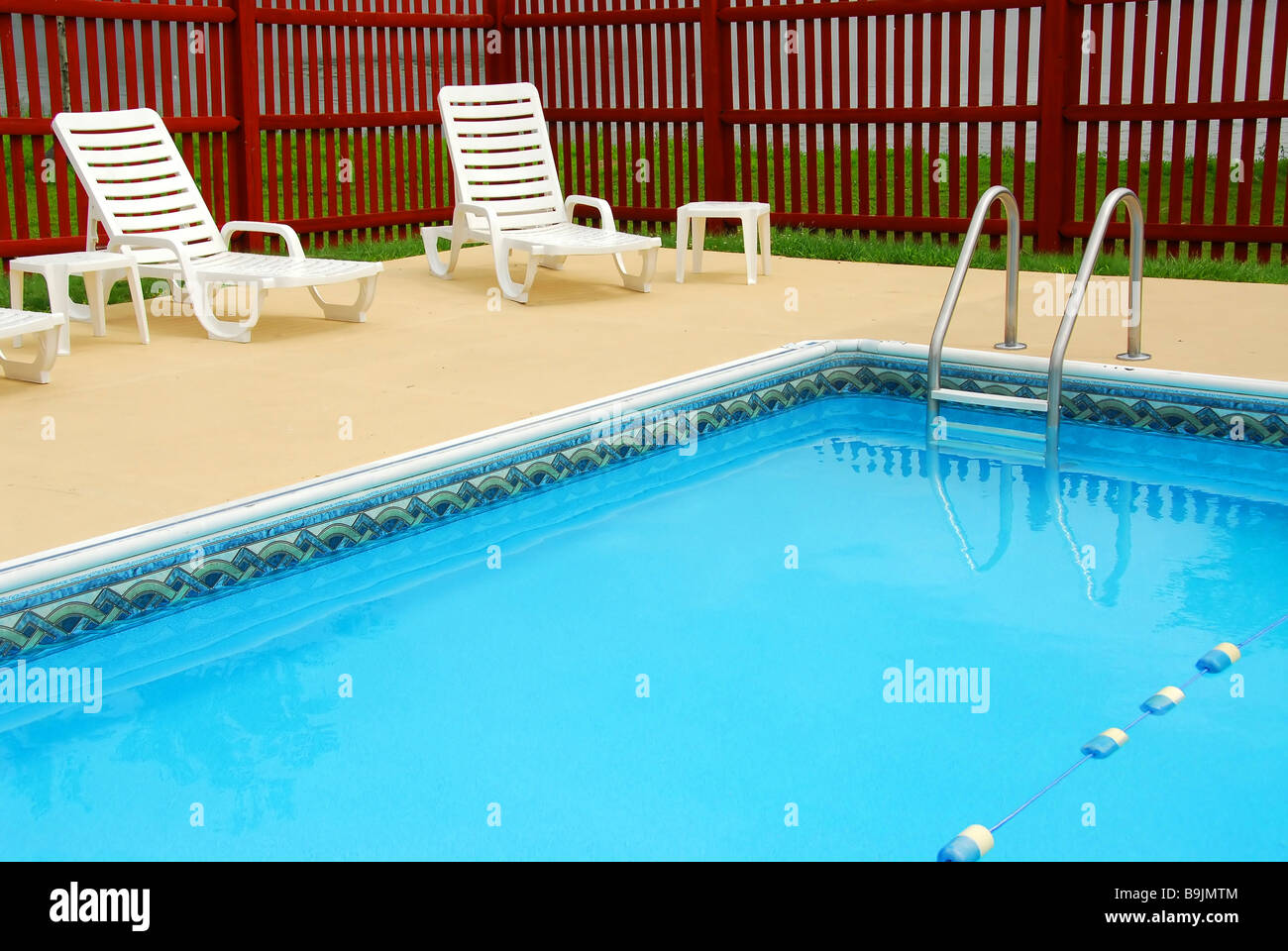 Leeren Swimmingpool in einem Luxus-resort Stockfoto