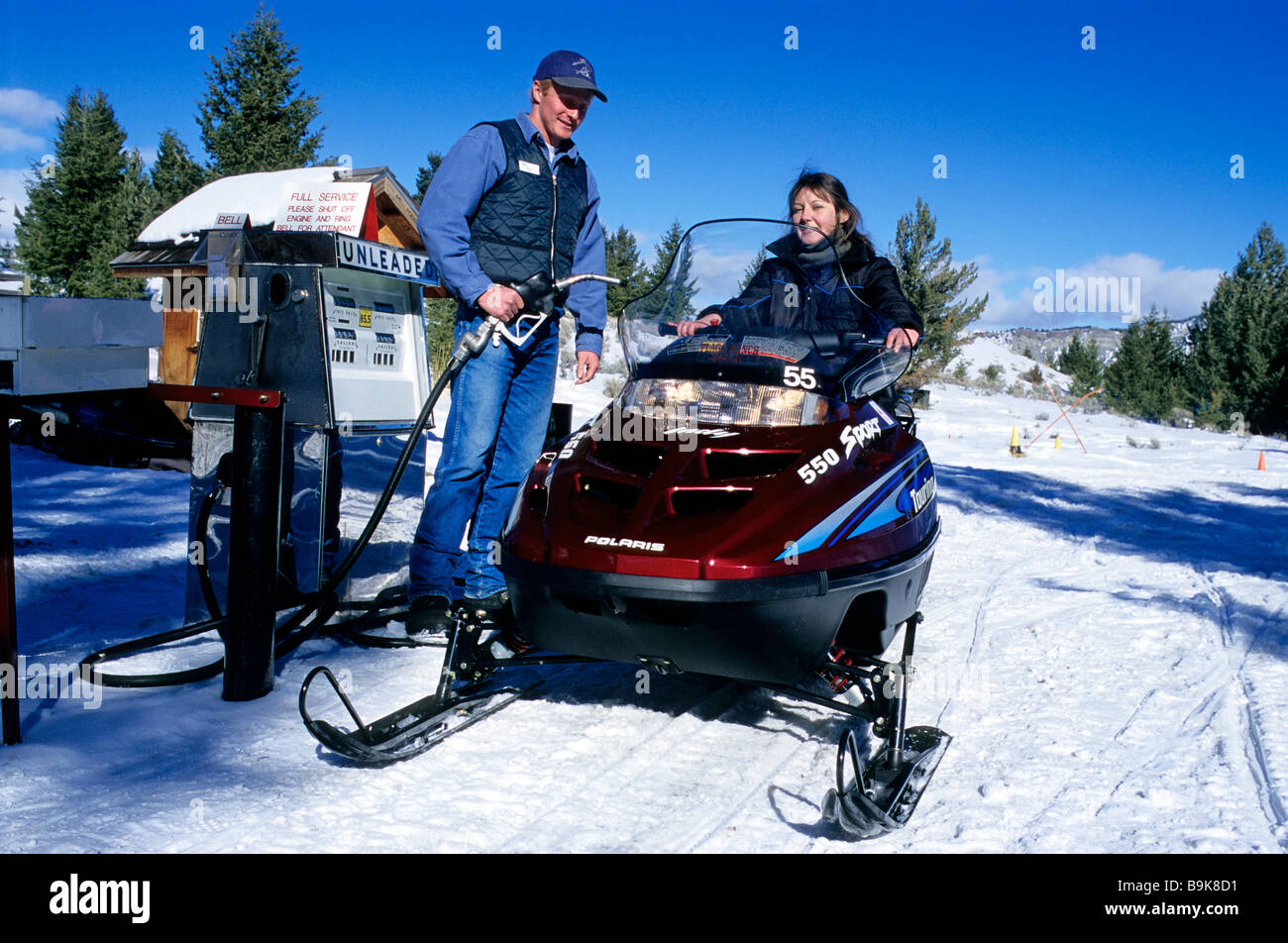USA, Wyoming, Yellowstone-Nationalpark, klassifiziert als Weltkulturerbe der UNESCO, Snowbike im winter Stockfoto