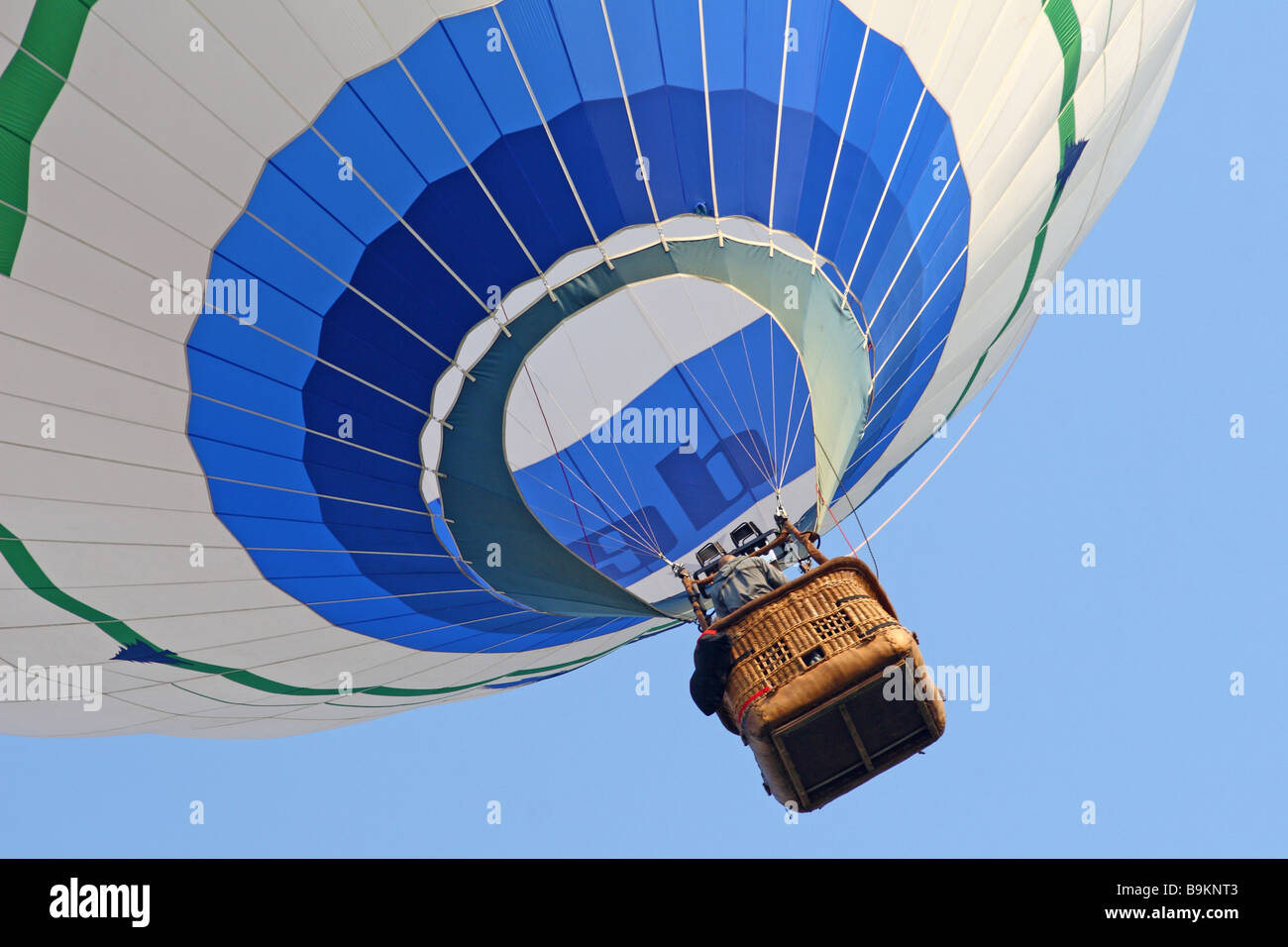 schönes Bild von Heißluft-Ballon-Hintergrund Stockfoto