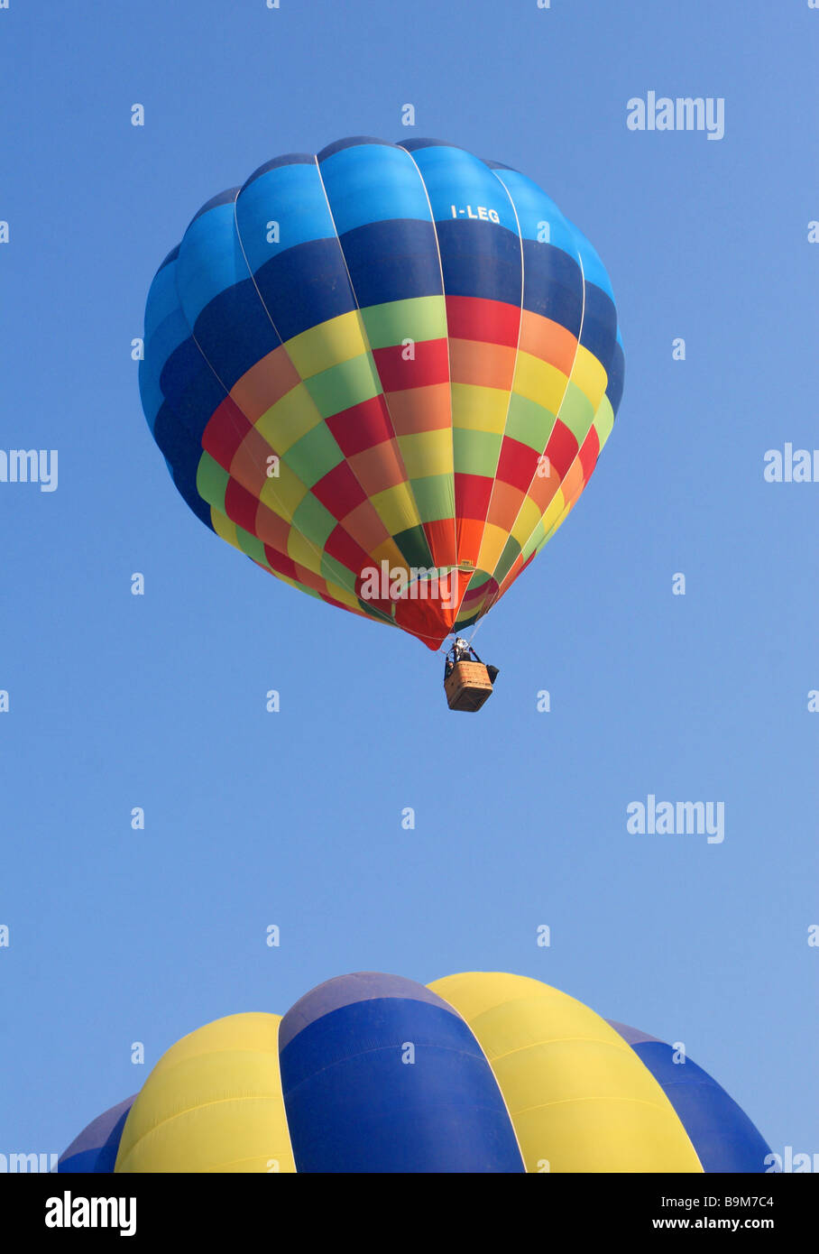 schönes Bild von Heißluft-Ballon-Hintergrund Stockfoto