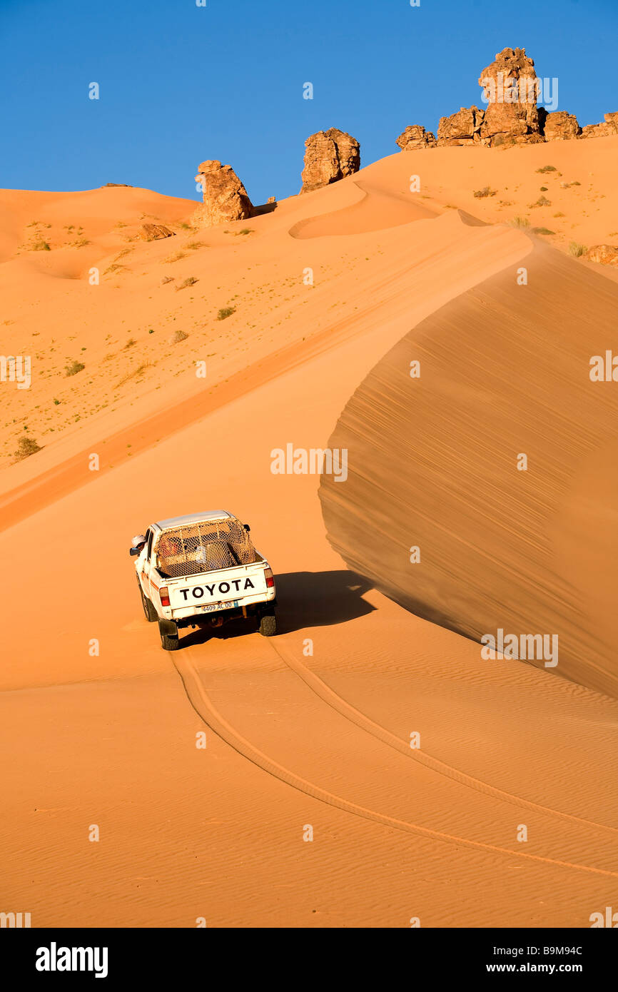 Mauretanien, Region Adrar, Leguerara, sand Düne und abholen Stockfoto