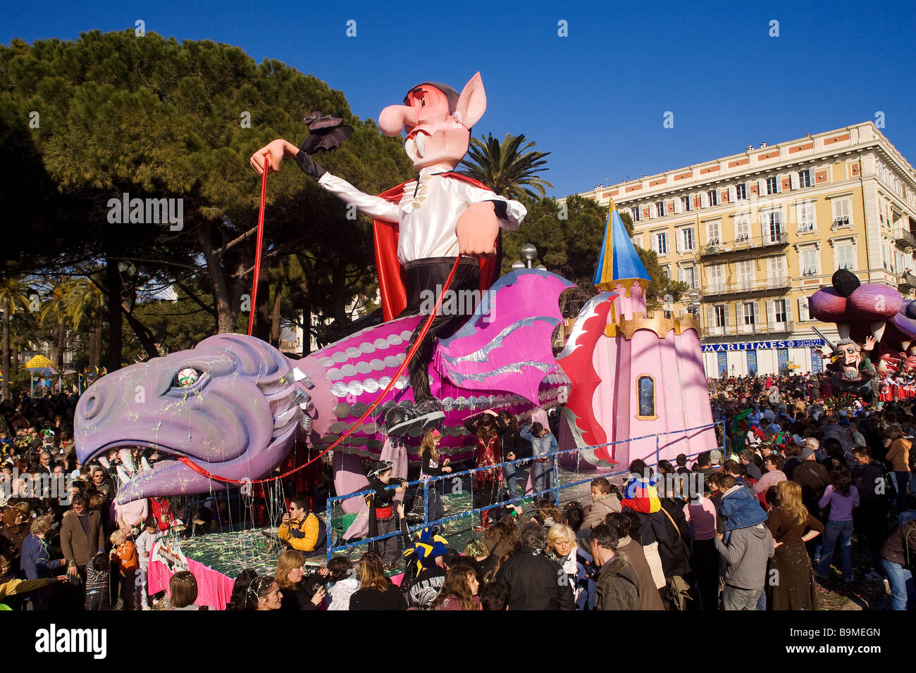 Frankreich, Alpes Maritimes, Nizza, Karnevalsumzug, schweben Stockfoto