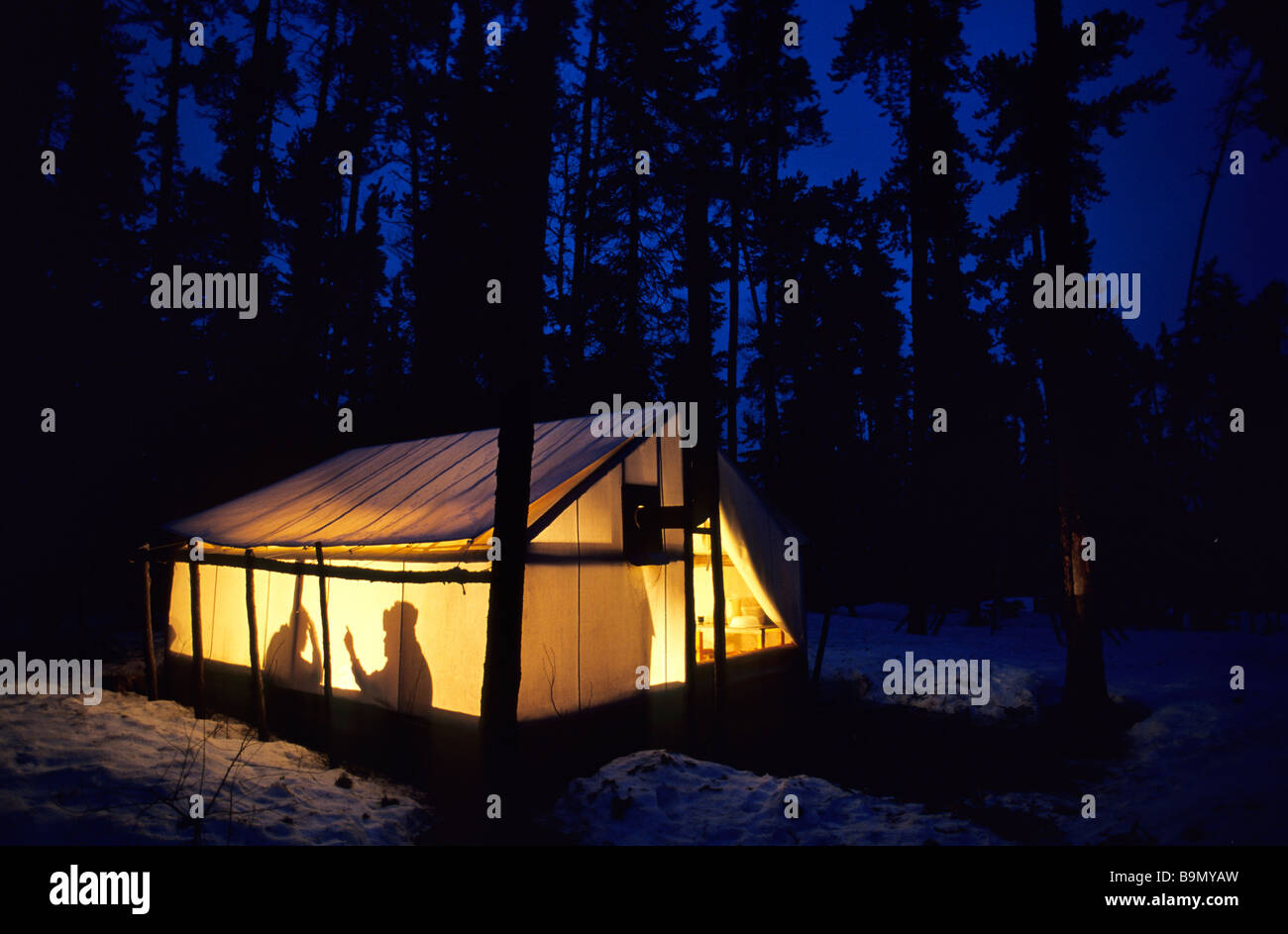 Kanada, Provinz Quebec, Saint Jean Seenregion, Mashteuiatsh Dorf, Winter Zelt Stockfoto