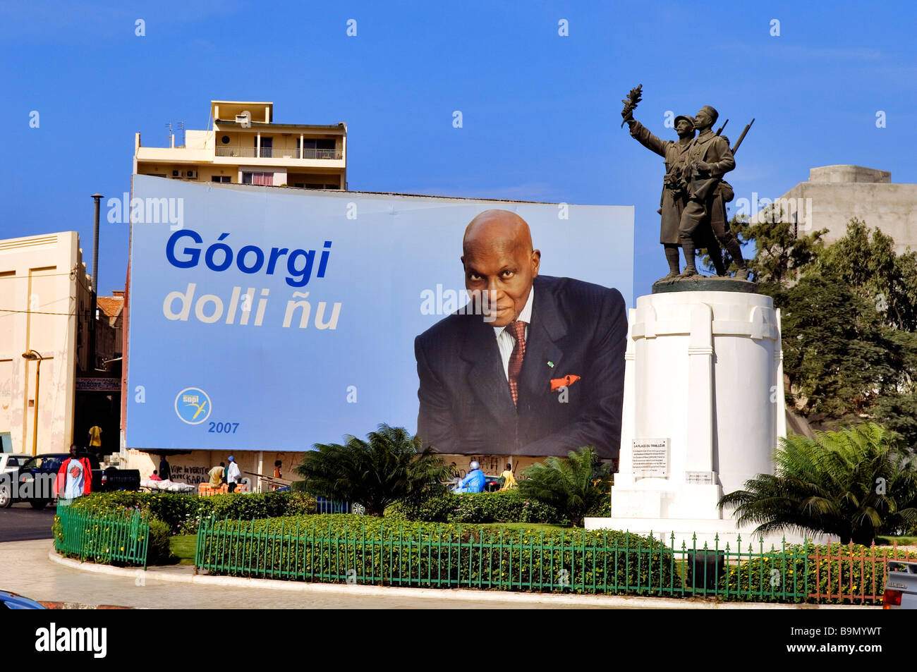 Senegal, Dakar, Place du Tirailleur, Plakat des Präsidenten der Republik, Maître Abdoulaye Wade Stockfoto